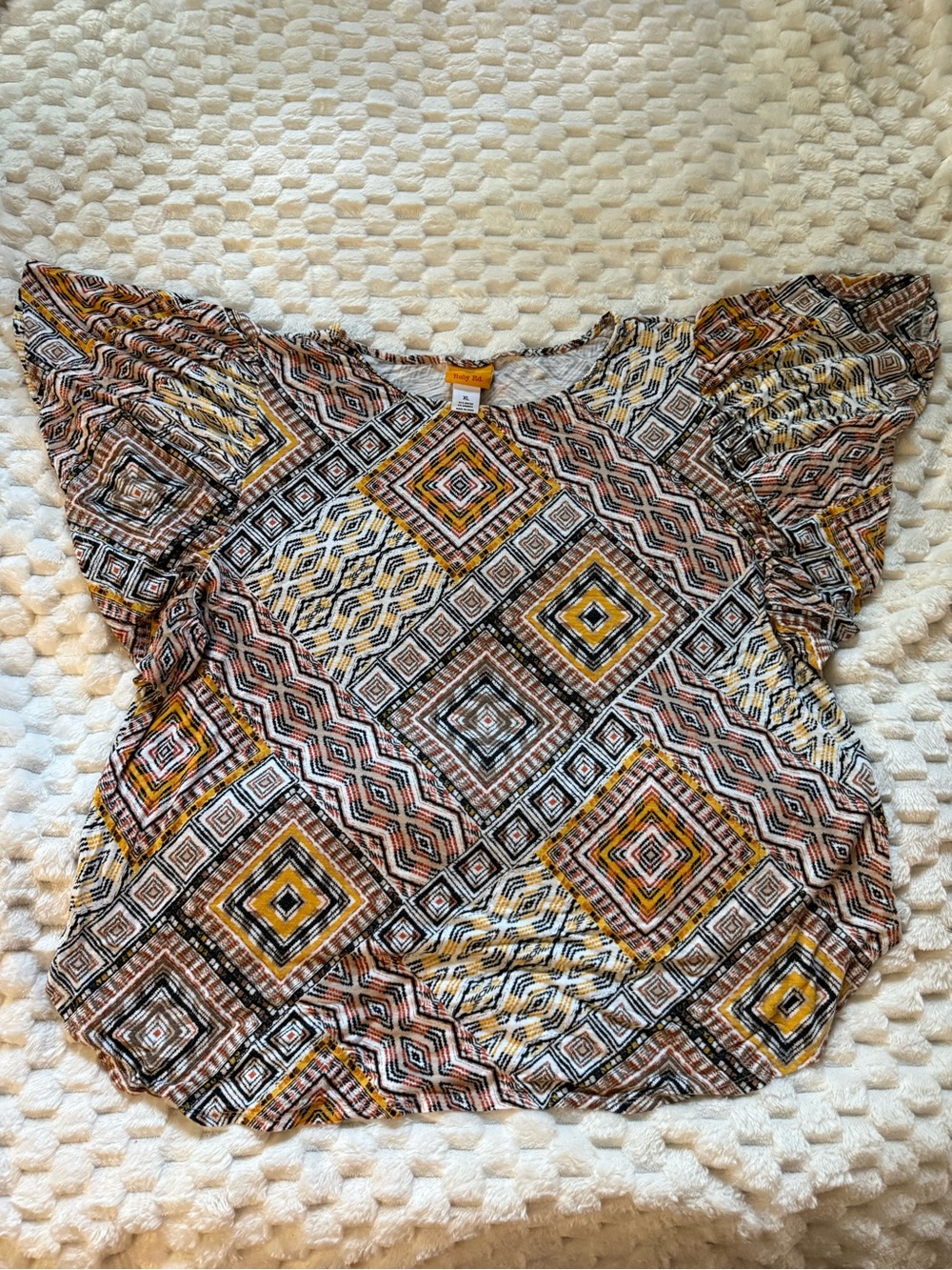 Ruby Rd. Geometric Print Flutter Sleeve Blouse